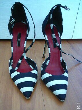 Carolina Herrera Striped Pointed-Toe Pumps